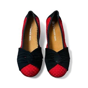 Bernie Mev Red Black Suede Ballet Comfort Flats Shoe US 6 EU 37 Pin Up Retro 50s